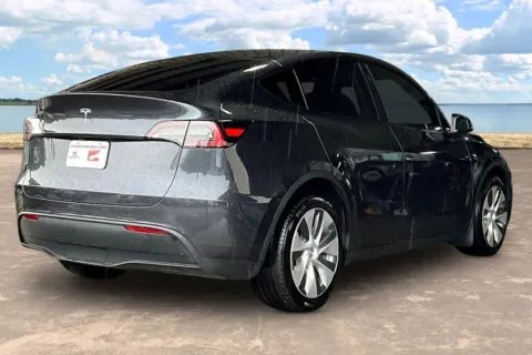 More photos of 2024 Tesla Model Y Long Range at Gravity Autos Jacksonville, FL