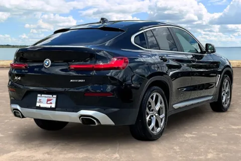 More photos of 2022 BMW X4 xDrive30i at Gravity Autos Jacksonville, FL