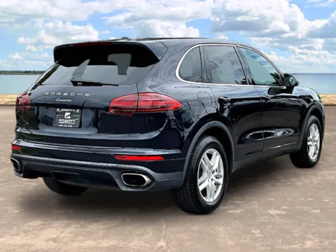 More photos of 2017 Porsche Cayenne at Gravity Autos Jacksonville, FL