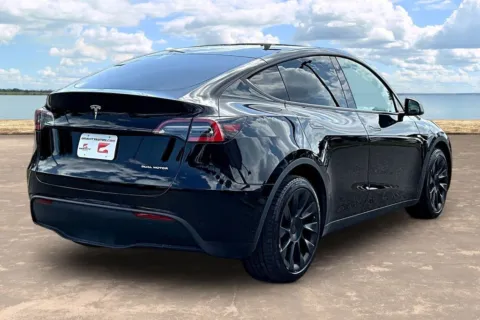 More photos of 2020 Tesla Model Y Long Range at Gravity Autos Jacksonville, FL