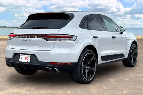 More photos of 2019 Porsche Macan S at Gravity Autos Jacksonville, FL