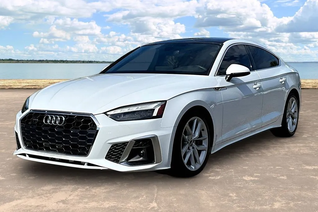2023 Audi A5 Sportback 45 Premium quattro S tronic's photo