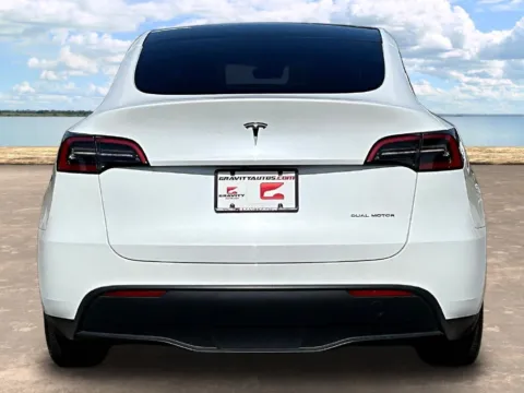 More photos of 2023 Tesla Model Y Long Range at Gravity Autos Jacksonville, FL