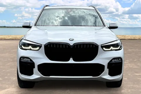 Photos of 2020 BMW X5 sDrive40i for sale in Jacksonville, FL at Gravity Autos Jacksonville