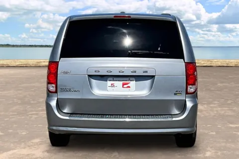 More photos of 2019 Dodge Grand Caravan SXT at Gravity Autos Jacksonville, FL