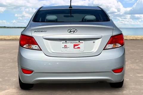More photos of 2017 Hyundai Accent SE at Gravity Autos Jacksonville, FL