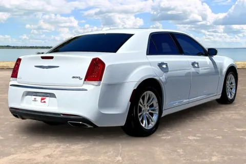 More photos of 2016 Chrysler 300 C at Gravity Autos Jacksonville, FL