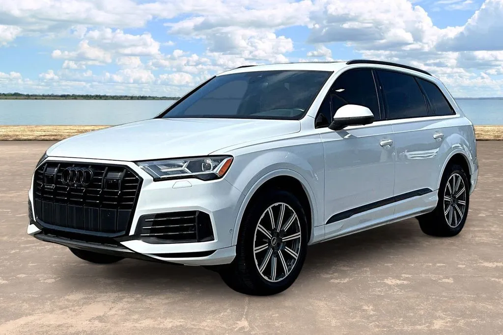 White 2022 Audi Q7 45 Premium Plus for sale in Jacksonville, FL