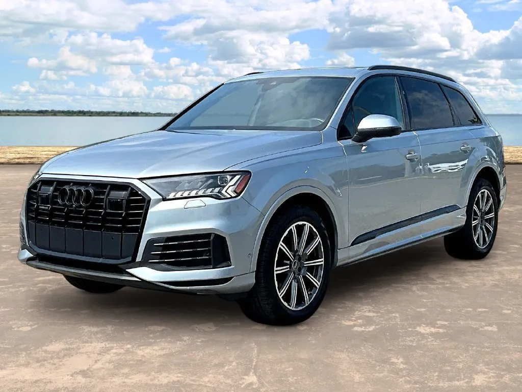 Silver 2023 Audi Q7 45 Premium Plus for sale in Jacksonville, FL