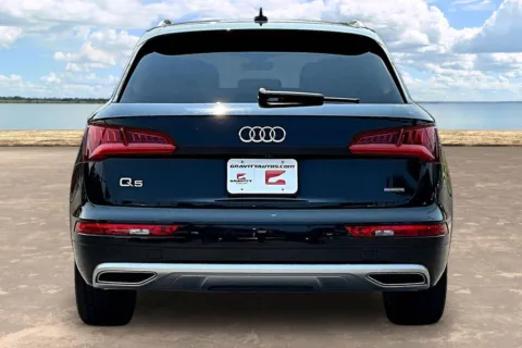 More photos of 2019 Audi Q5 2.0T Premium Plus at Gravity Autos Jacksonville, FL