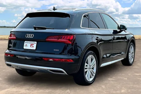 More photos of 2019 Audi Q5 2.0T Premium Plus at Gravity Autos Jacksonville, FL