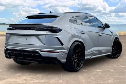 More photos of 2021 Lamborghini Urus at Gravity Autos Jacksonville, FL