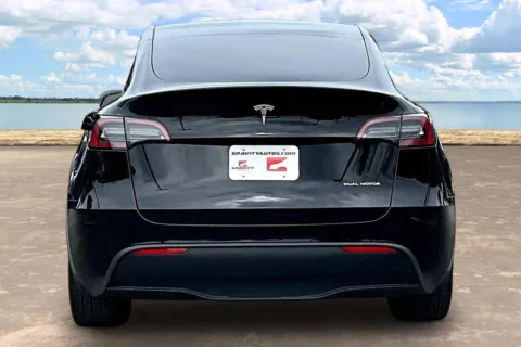 More photos of 2024 Tesla Model Y Long Range at Gravity Autos Jacksonville, FL