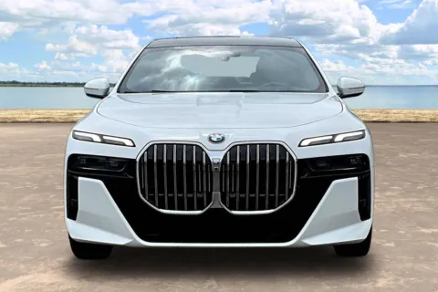 Photos of 2023 BMW 7 Series 740i for sale in Jacksonville, FL at Gravity Autos Jacksonville
