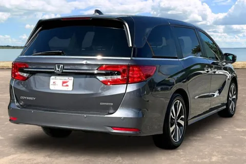 More photos of 2023 Honda Odyssey Touring at Gravity Autos Jacksonville, FL