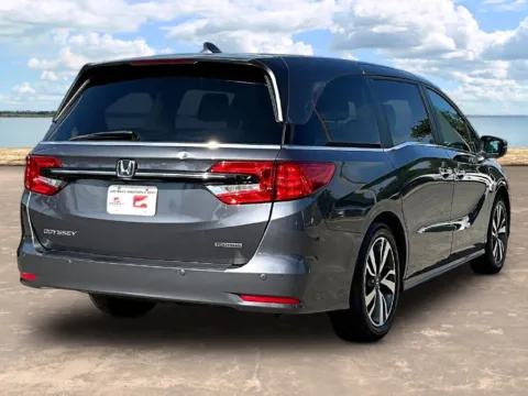 More photos of 2023 Honda Odyssey Touring at Gravity Autos Jacksonville, FL