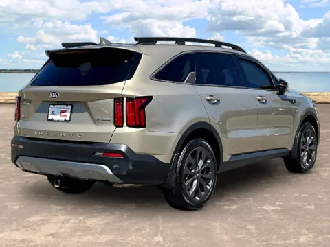 More photos of 2021 Kia Sorento SX Prestige X-Line at Gravity Autos Jacksonville, FL