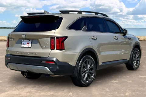 More photos of 2021 Kia Sorento SX Prestige X-Line at Gravity Autos Jacksonville, FL