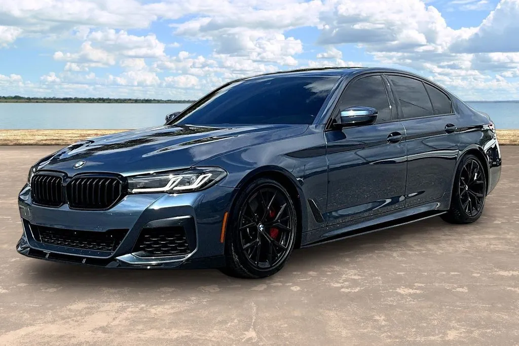 Blue 2023 BMW 5 Series 540i for sale in Jacksonville, FL