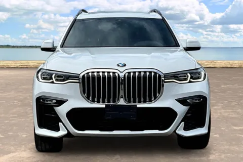Photos of 2021 BMW X7 xDrive40i for sale in Jacksonville, FL at Gravity Autos Jacksonville
