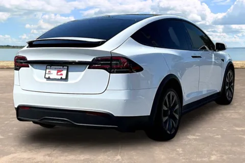 More photos of 2022 Tesla Model X at Gravity Autos Jacksonville, FL