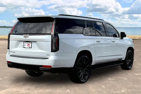 More photos of 2021 Cadillac Escalade ESV Premium at Gravity Autos Jacksonville, FL