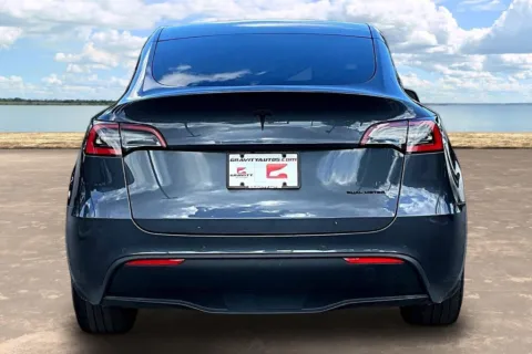 More photos of 2020 Tesla Model Y Long Range at Gravity Autos Jacksonville, FL