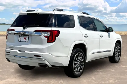 More photos of 2020 GMC Acadia Denali at Gravity Autos Jacksonville, FL