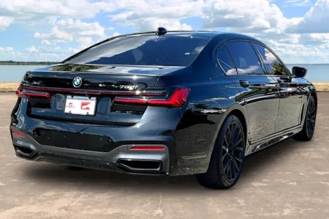 More photos of 2021 BMW 7 Series 750i xDrive at Gravity Autos Jacksonville, FL