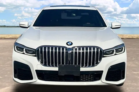 Photos of 2022 BMW 7 Series 750i xDrive for sale in Jacksonville, FL at Gravity Autos Jacksonville