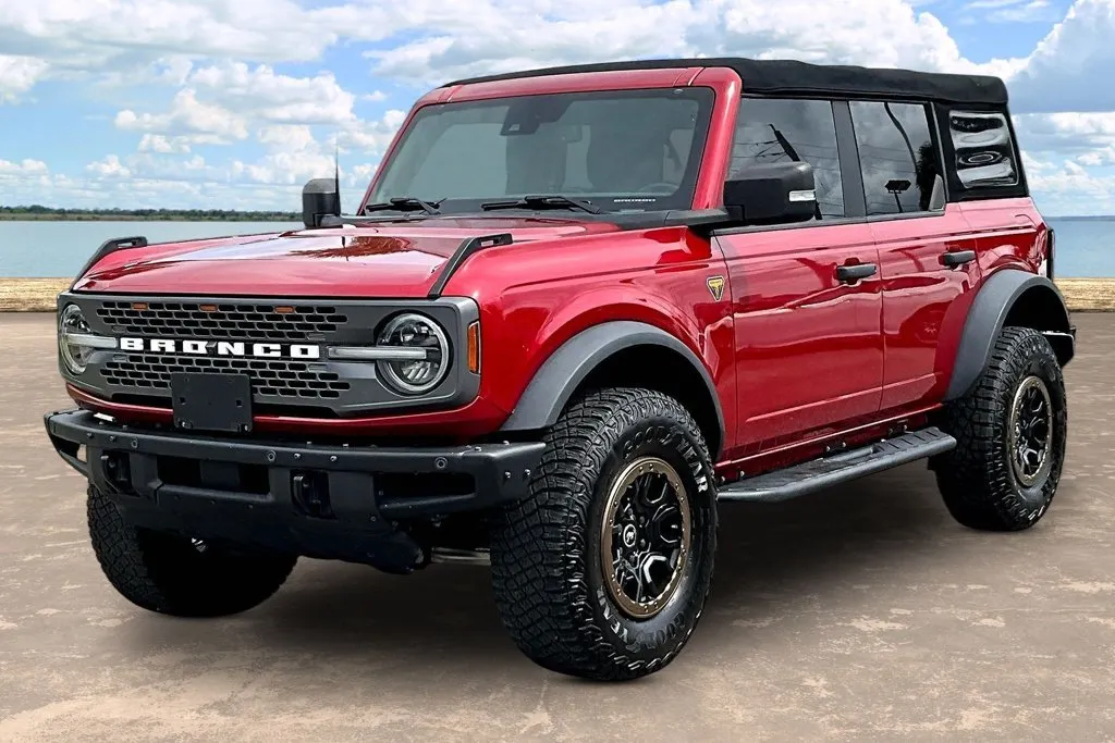 Red 2021 Ford Bronco Badlands for sale in Jacksonville, FL