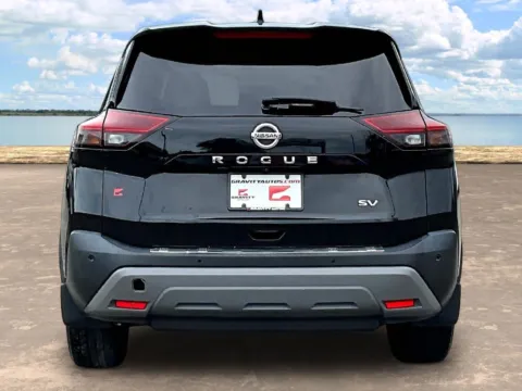 More photos of 2021 Nissan Rogue SV at Gravity Autos Jacksonville, FL