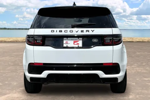 More photos of 2022 Land Rover Discovery Sport SE R-Dynamic at Gravity Autos Jacksonville, FL
