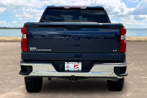 More photos of 2022 Chevrolet Silverado 1500 LT at Gravity Autos Jacksonville, FL