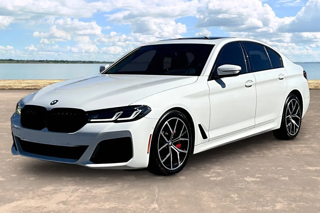 2022 BMW 5 Series 540i