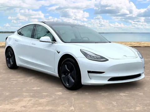 Another view of 2020 Tesla Model 3 Standard Range Plus for sale in Jacksonville, FL at Gravity Autos Jacksonville