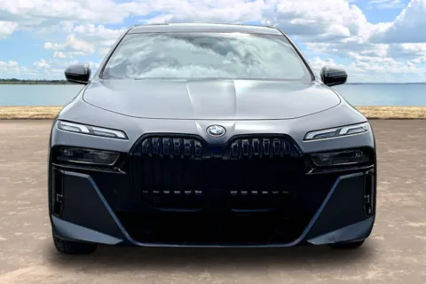 Photos of 2023 BMW i7 xDrive60 for sale in Jacksonville, FL at Gravity Autos Jacksonville