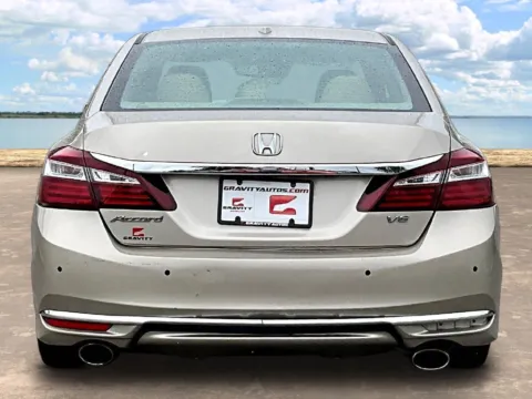 More photos of 2017 Honda Accord EX-L at Gravity Autos Jacksonville, FL
