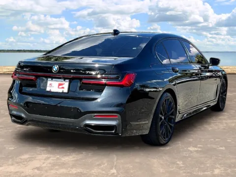 More photos of 2021 BMW 7 Series 750i xDrive at Gravity Autos Jacksonville, FL