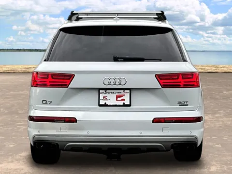 More photos of 2017 Audi Q7 3.0T Prestige at Gravity Autos Jacksonville, FL
