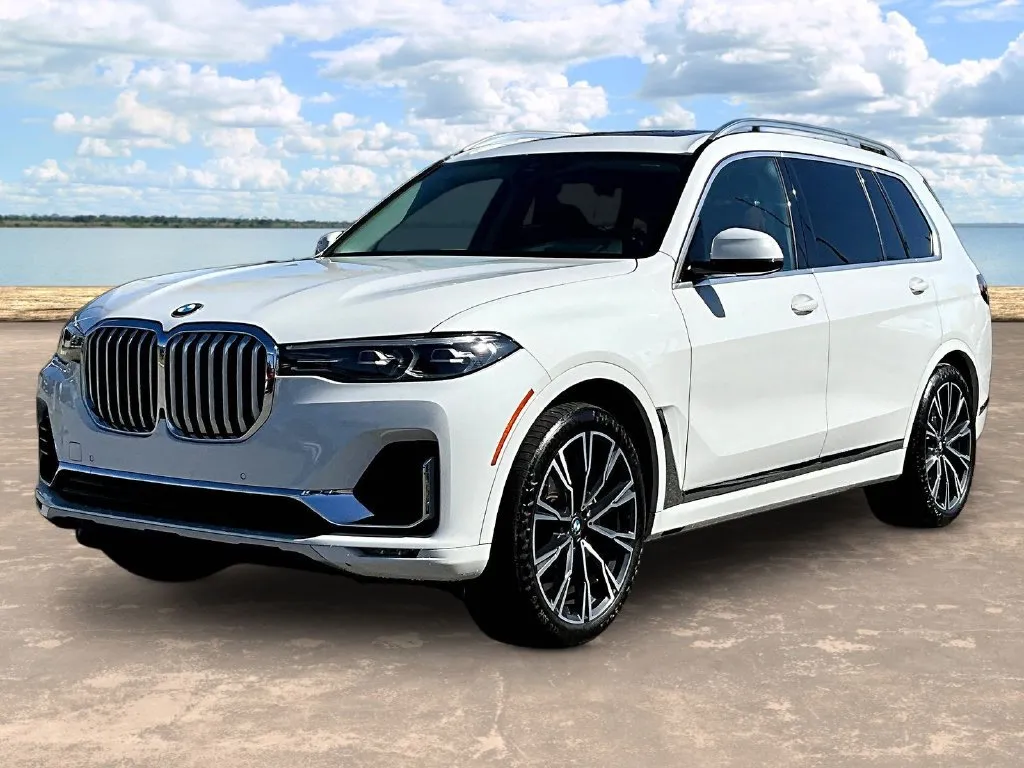 2021 BMW X7