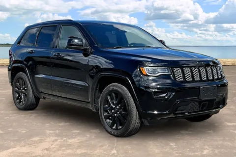 Another view of 2020 Jeep Grand Cherokee Altitude for sale in Jacksonville, FL at Gravity Autos Jacksonville