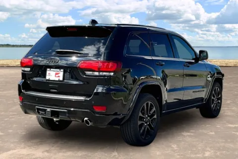 More photos of 2020 Jeep Grand Cherokee Altitude at Gravity Autos Jacksonville, FL