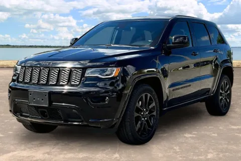 Black 2020 Jeep Grand Cherokee Altitude for sale in Jacksonville, FL