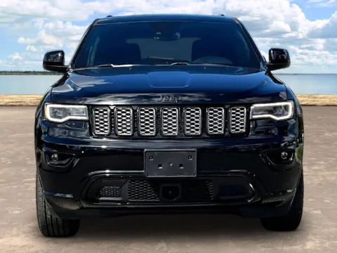 Photos of 2020 Jeep Grand Cherokee Altitude for sale in Jacksonville, FL at Gravity Autos Jacksonville
