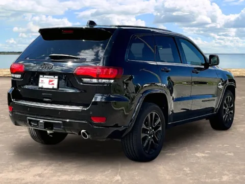 More photos of 2020 Jeep Grand Cherokee Altitude at Gravity Autos Jacksonville, FL