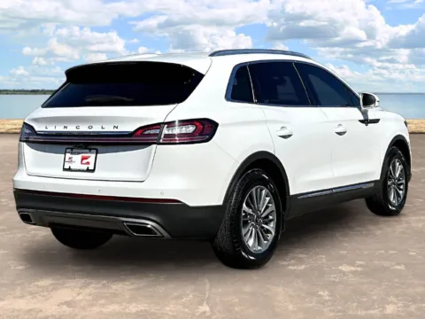 More photos of 2022 Lincoln Nautilus Standard at Gravity Autos Jacksonville, FL