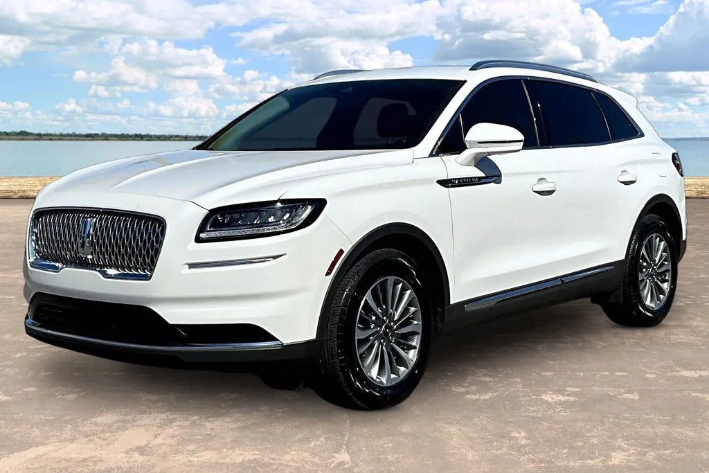 White 2022 Lincoln Nautilus Standard for sale in Jacksonville, FL