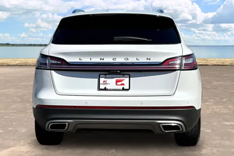 More photos of 2022 Lincoln Nautilus Standard at Gravity Autos Jacksonville, FL