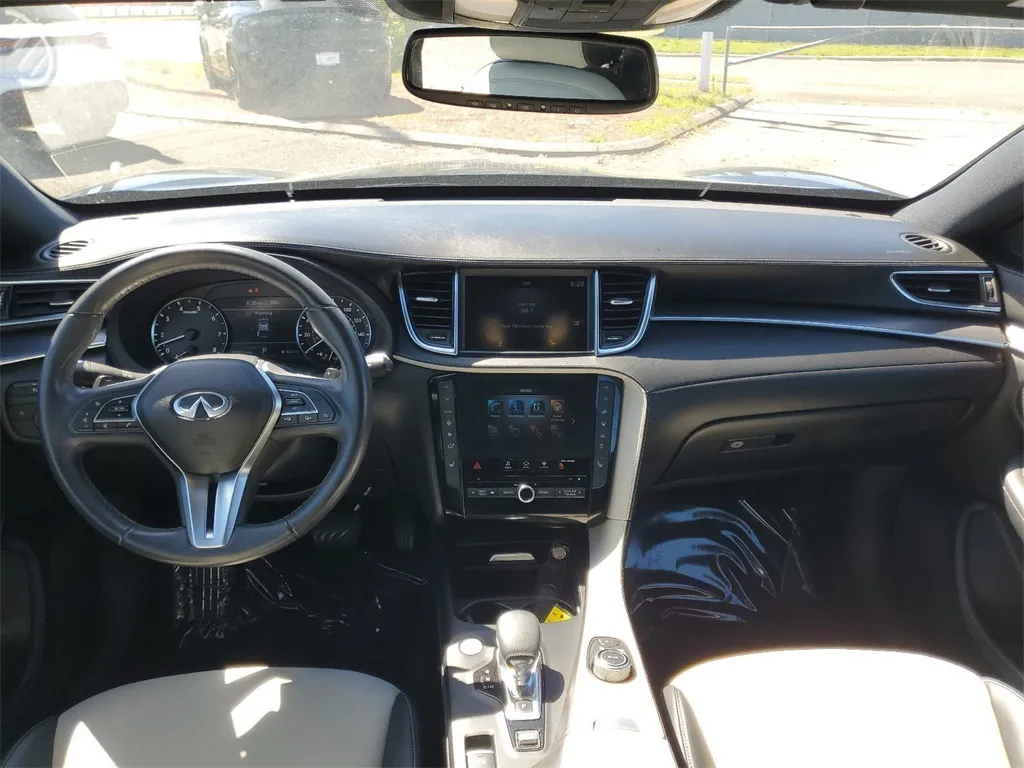 2022 Infiniti QX55 Luxe photo 4